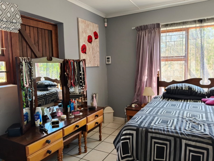 3 Bedroom Property for Sale in Wavecrest Eastern Cape